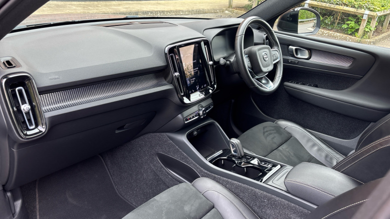 Volvo Xc40 1.5 T3 [163] R DESIGN Pro 5dr Geartronic Petrol Estate